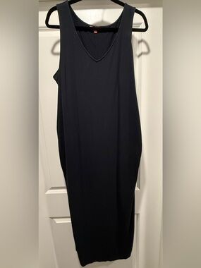 All Worthy Classic Black Sleeveless Maxi Dress